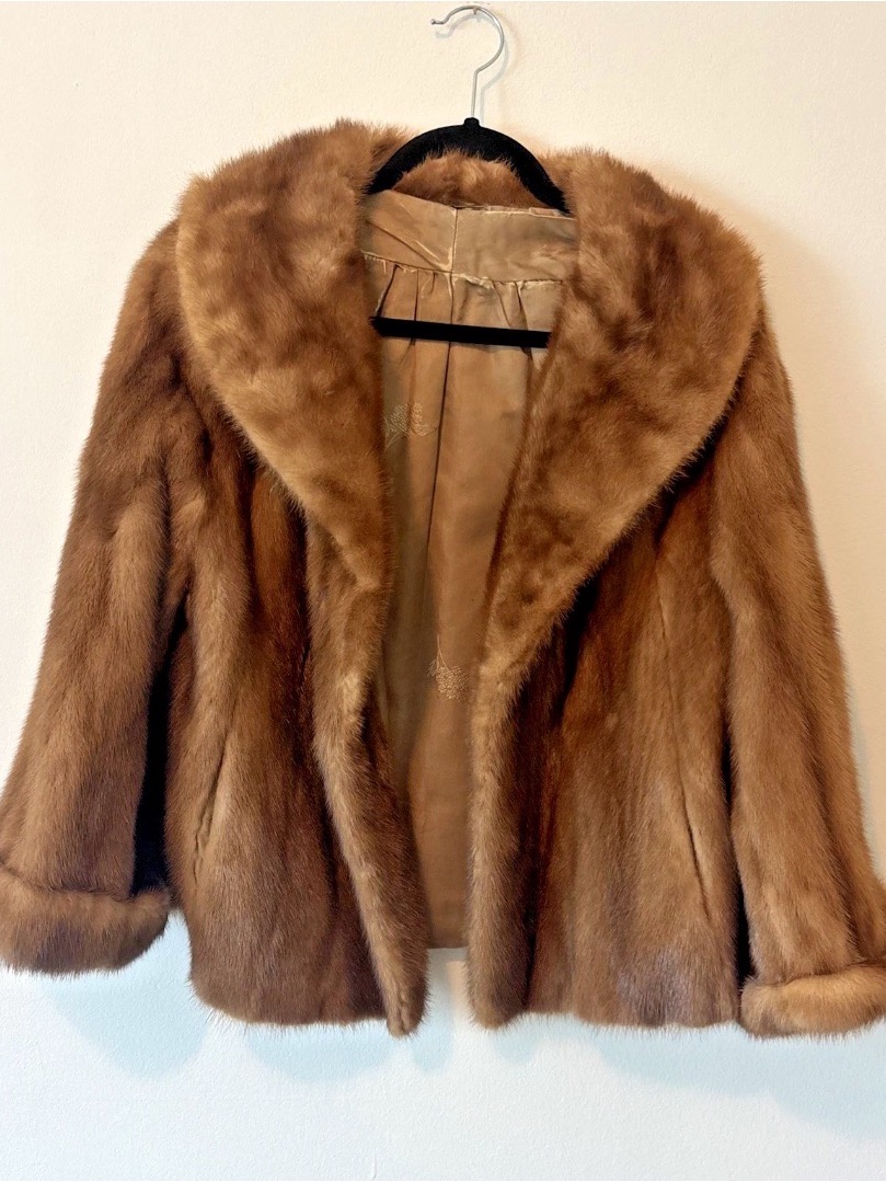 Vintage Women's Fur Jacket In Warm Brown